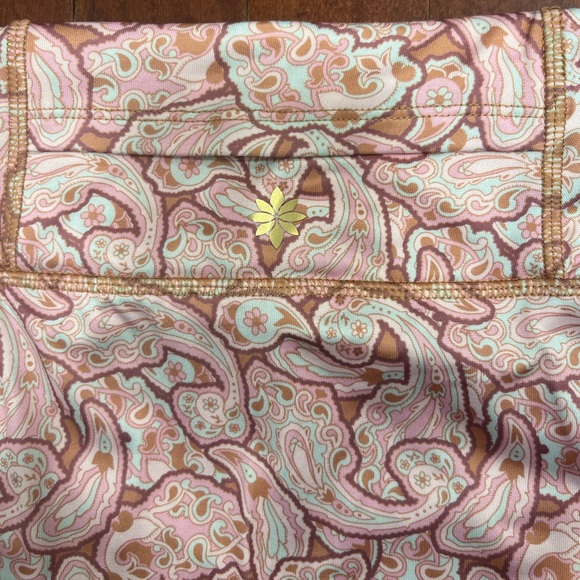 NWT!!! Kensie paisley skort - Picture 5 of 5